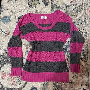 Vintage Striped L.E.I Longsleeve Sweater